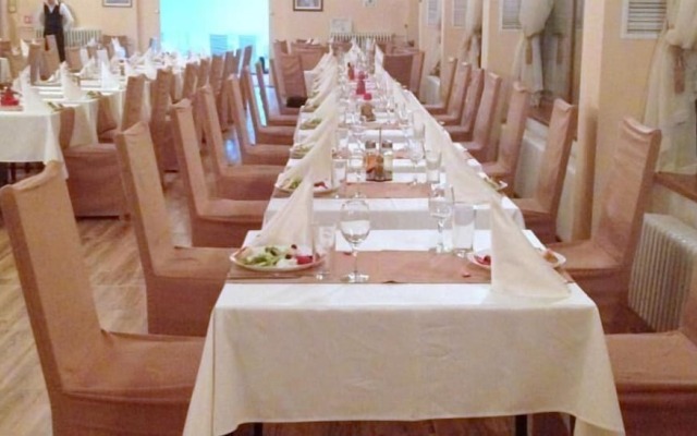 Bor & Edelweiss Hotels