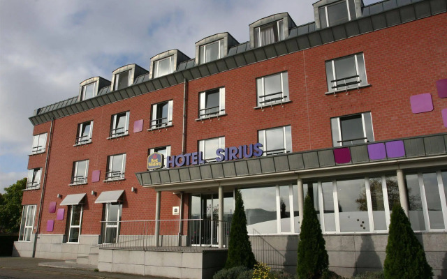 hotelImage