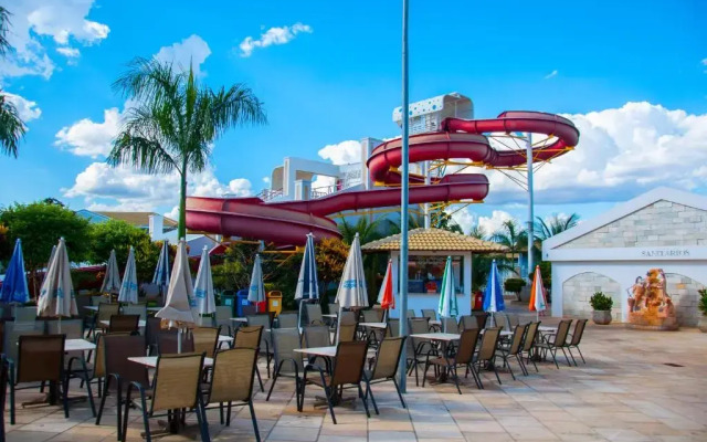Lacqua diRoma Hotel com lazer completo 24 horas