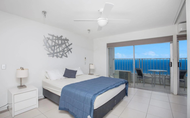 Pacific Plaza Apartments – Guest Rooms – Gold Coast