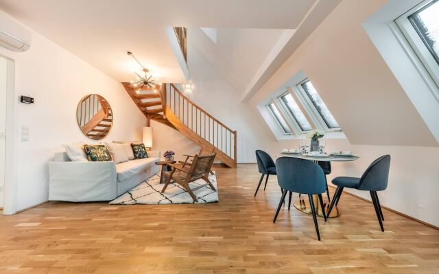 Relaxing Penthouse With Panoramic View And Terrace