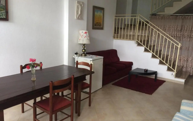 Nina Guest House