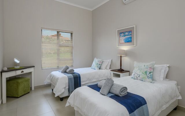 San Lameer Villa Rentals 14321