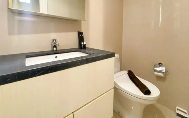 Minimalist Studio Room Marquis De Lafayette Apartment