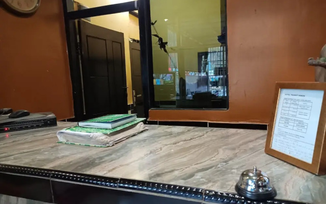 OYO 93485 Hotel Kenzie Sentani