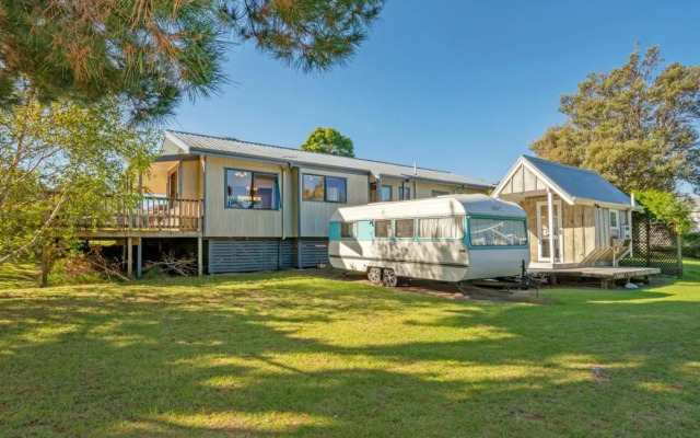 Our Escape - Matarangi Holiday Home