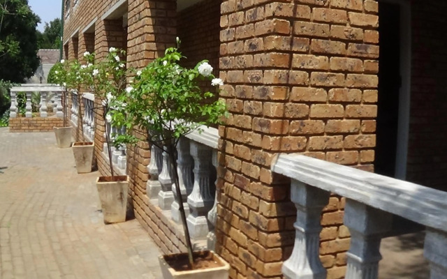 Emerald Guesthouse