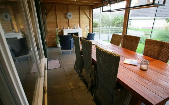 Korell 2 Modern Retreat