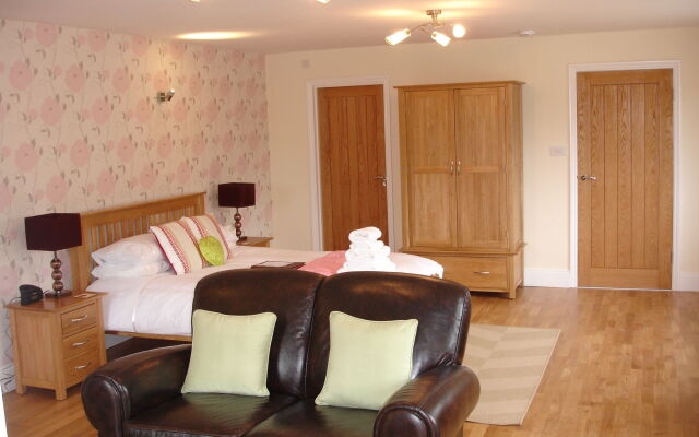 Epchris House