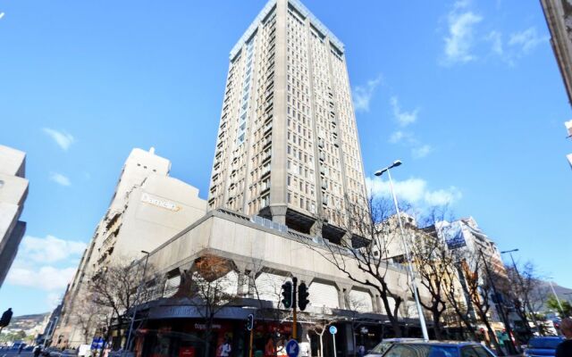 808 Cartwrights Corner