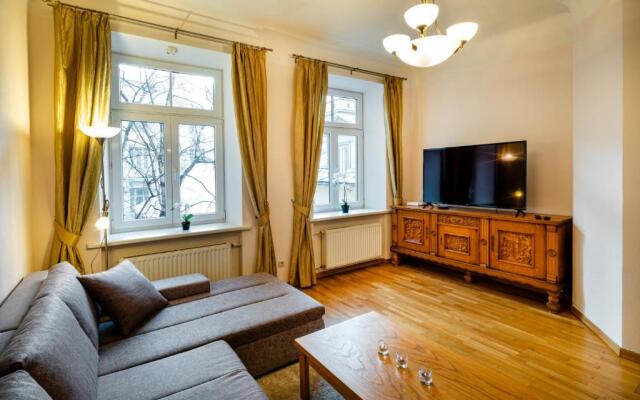 Dzirnavu Street Apartment In City Center