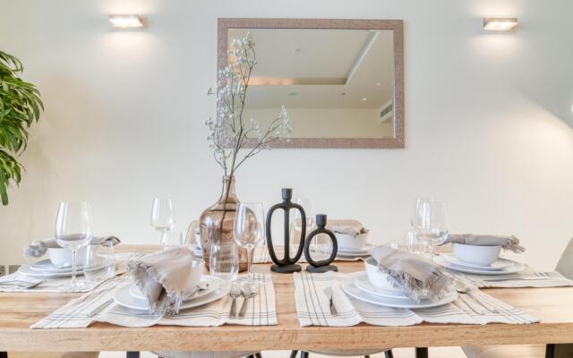 Tiara Ruby - 604- PJ