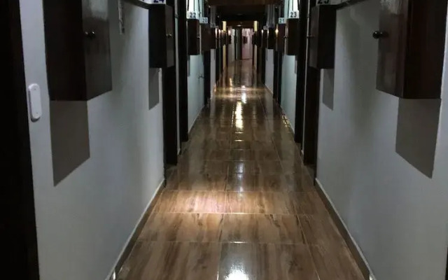 Super Hotel 3000