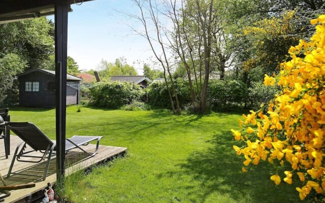 4 Person Holiday Home in Store Fuglede