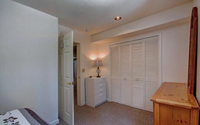 Aspen Heights Lodge 4 Bedroom Home by RedAwning