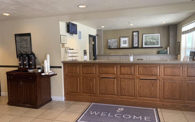 Country Inn & Suites by Radisson, West Valley City, UT