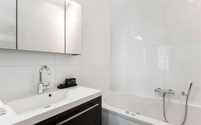 Cityden Canal Serviced Apartments