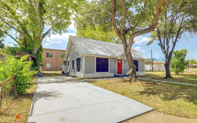 Sunny Hearne Home Near Universities!