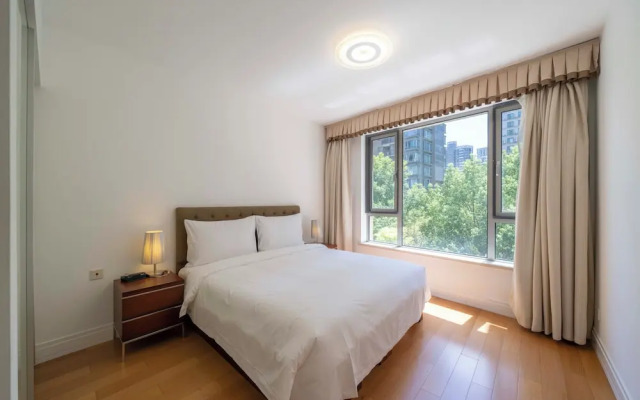 Tyms Stylish 3BR 2BA Apt Xuhui Center