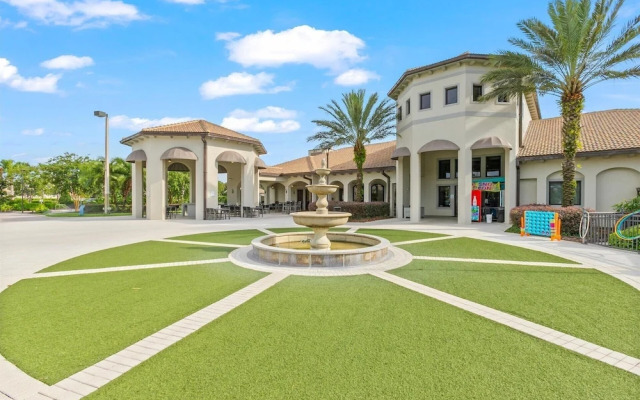 1563 Sandbagger Drive