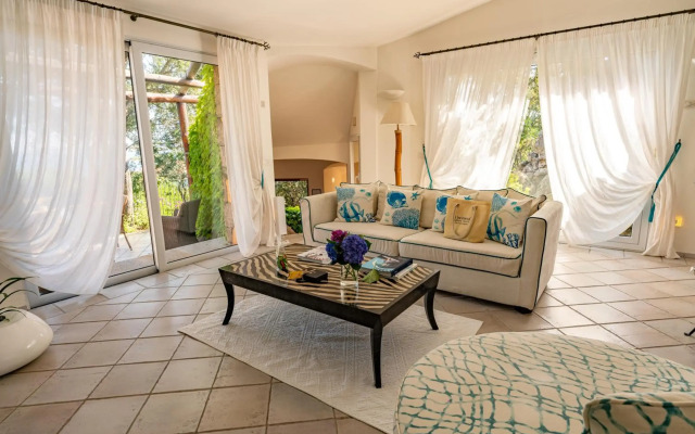 L'Ea Bianca Luxury Resort