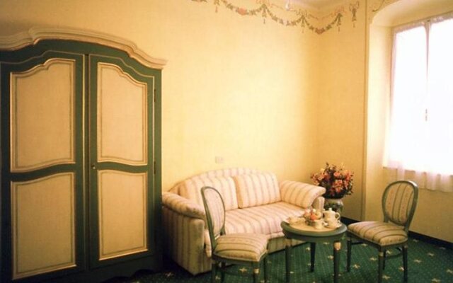 Hotel Alla Riviera