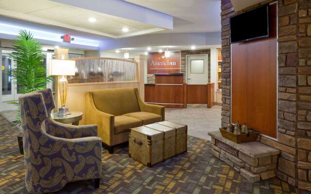 AmericInn by Wyndham Hartford SD