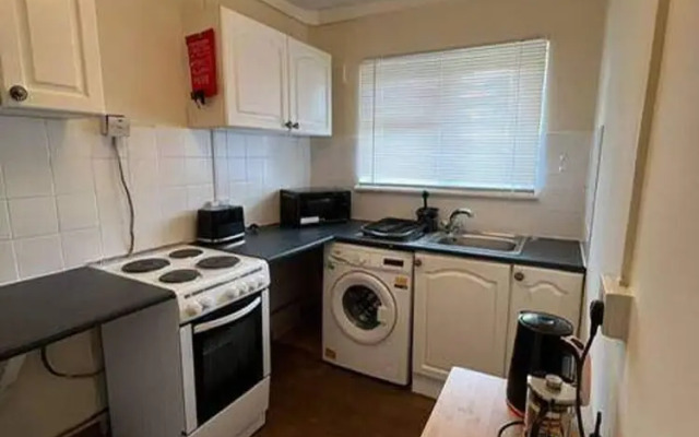 Walthamstow - Apartment - Sleeps 3 - Streetparking