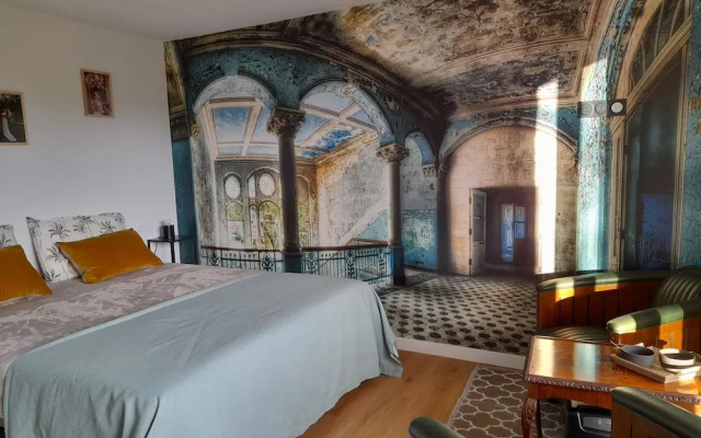 Le Chateau De La Tourlandry