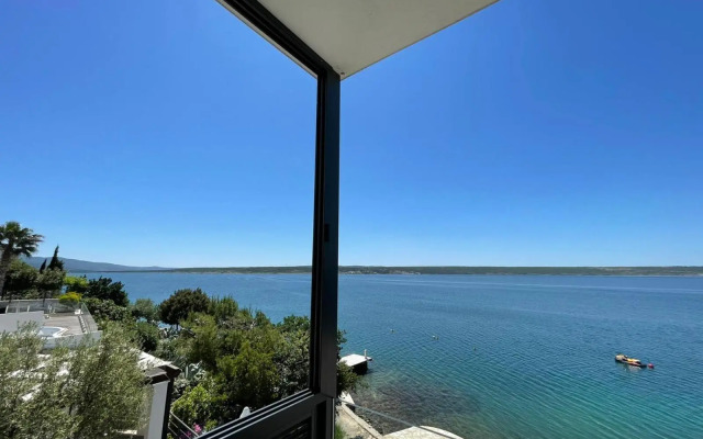 Palms & Beach Maslenica