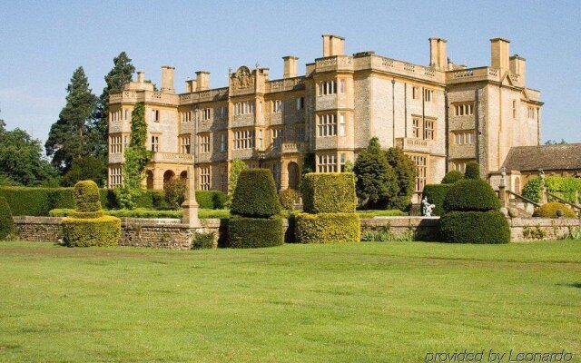 Eynsham Hall