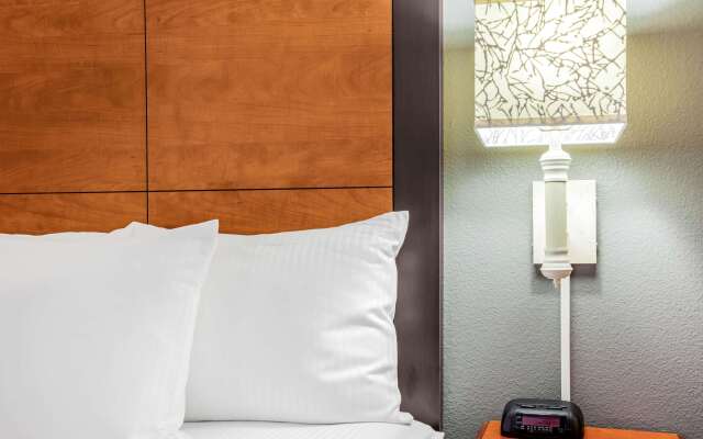 La Quinta Inn & Suites by Wyndham Houston Baytown East