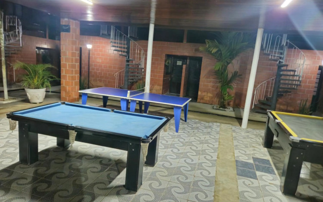 Apartamento super mobilhado com piscina e churrasqueira