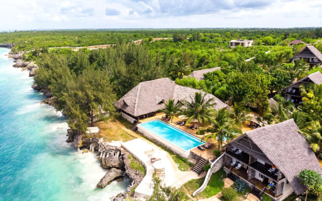 Sunshine Marine Lodge