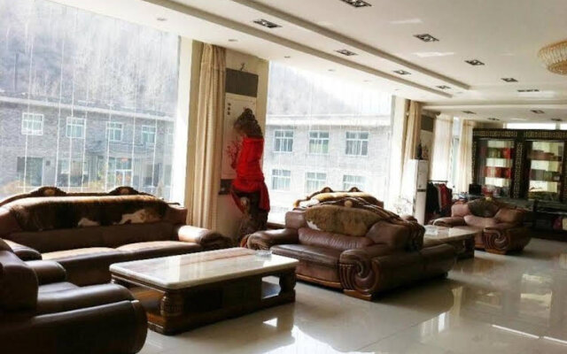 Shell Wuzhou Fantai County Wutaishan Station Hotel