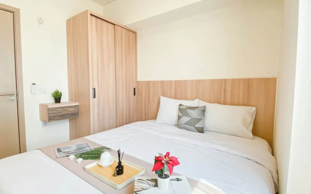 Restful 3Br At Meikarta Apartment