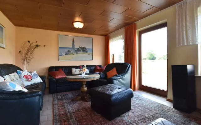 Charming Apartment in Pugholz Near Sea