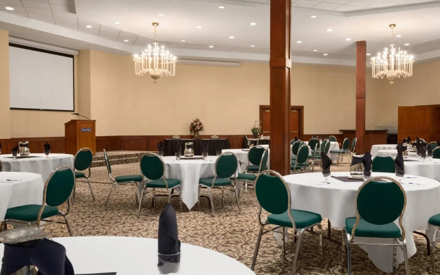 Travelodge by Wyndham Strathmore