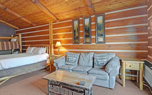 The Lodges at Sunset Village