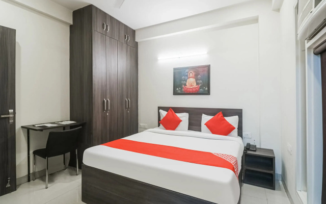 Fabhotel Alpha