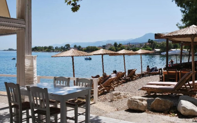 Kanelli Beach Hotel