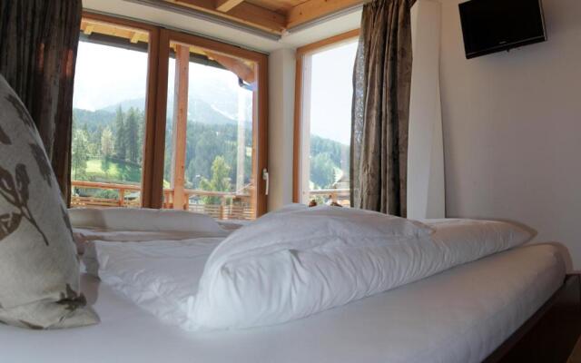 Garni - Hotel Am Burghuegel