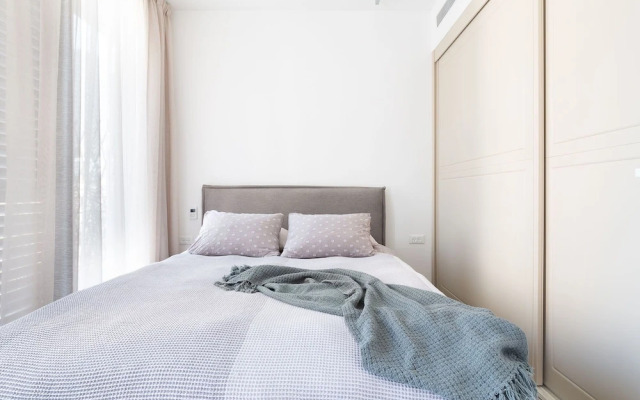 Ecletic by TLV2RENT