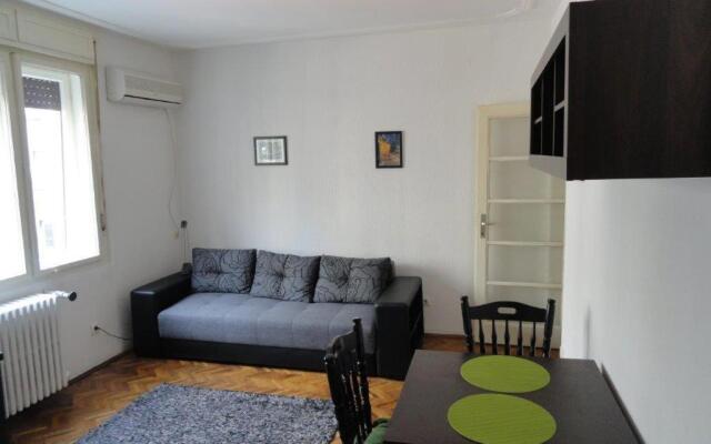 Belgrade Youth Center Apartment