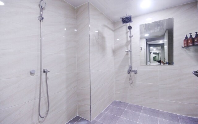 Gyeongsan Hotel Haru