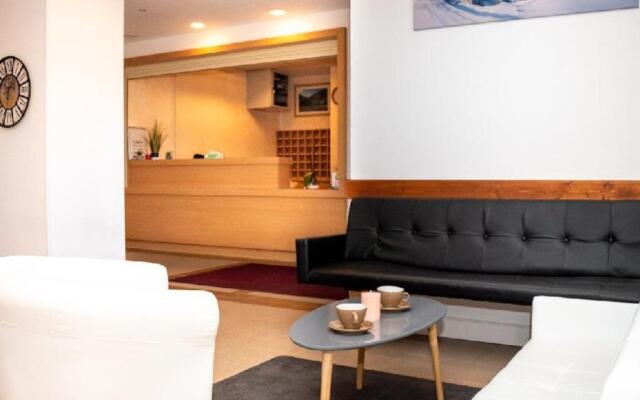 Studio Puy-Saint-Vincent, 1 pièce, 2 personnes - FR-1-504-341