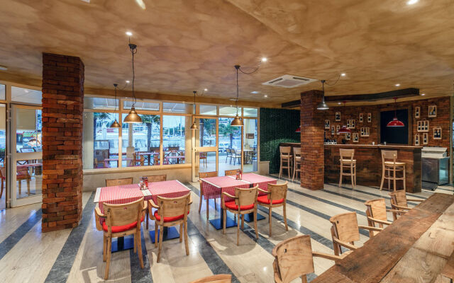 Maistra Select Riva Apartments