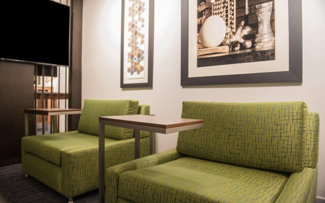 Holiday Inn Express & Suites Ruston