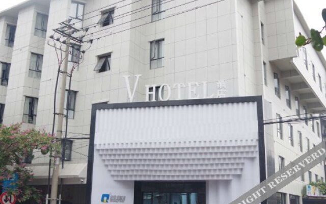 V Hotel