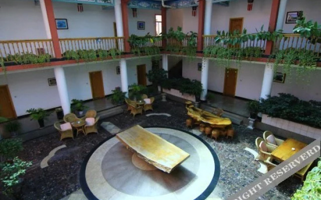 Yunwu Hotel